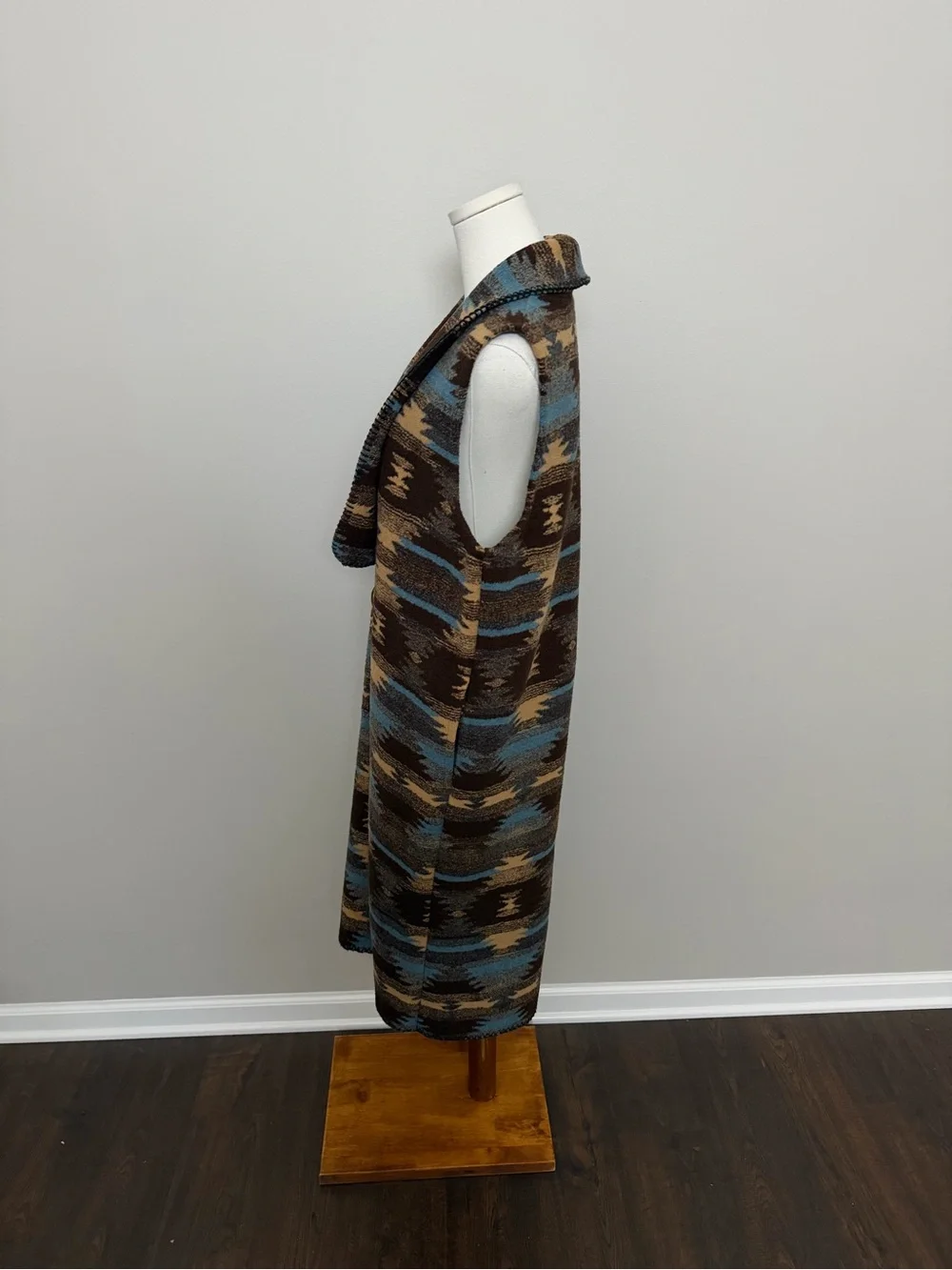 Vintage Mazmania Vest Fleece Long Coat Western Aztec Cowboy Rodeo Brown Blue USA